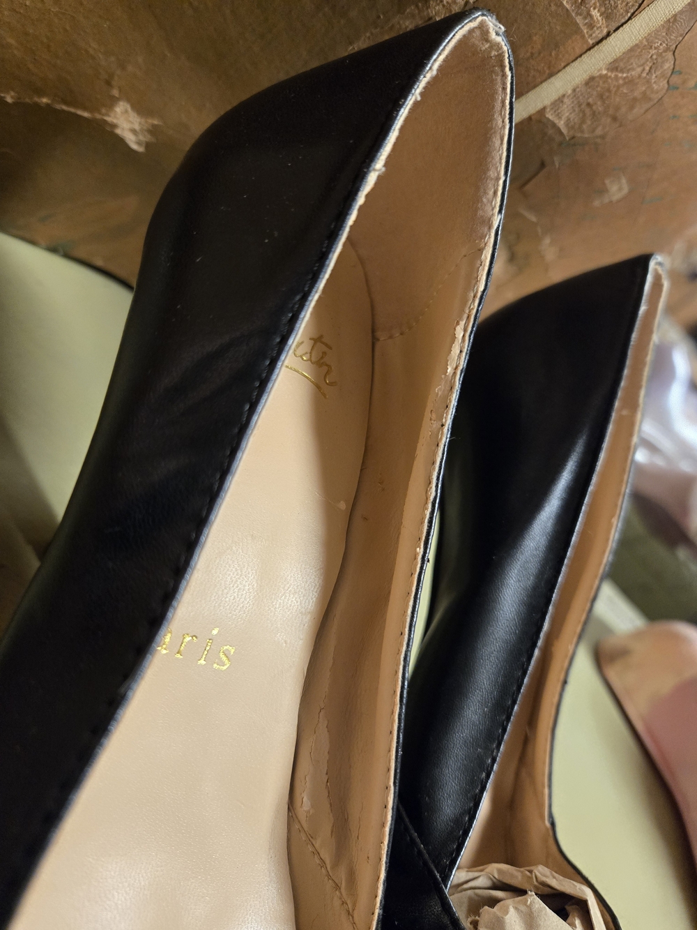 Christian Louboutin Black Leather Peep-Toe Ruched Pumps with Gold Insole - Picture 4 of 11